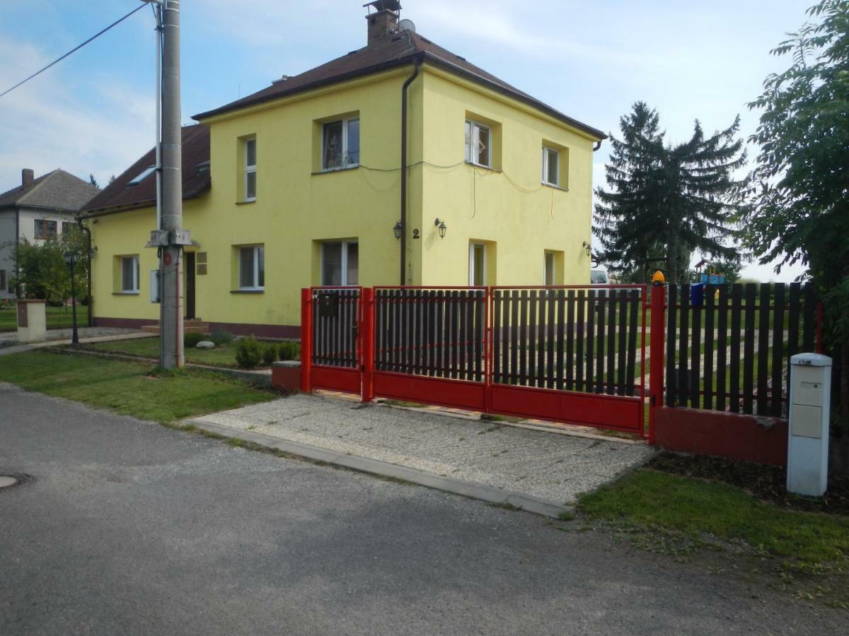 Apartmany Sarka Ujezd U Hradce Kralove Hradec Králové المظهر الخارجي الصورة